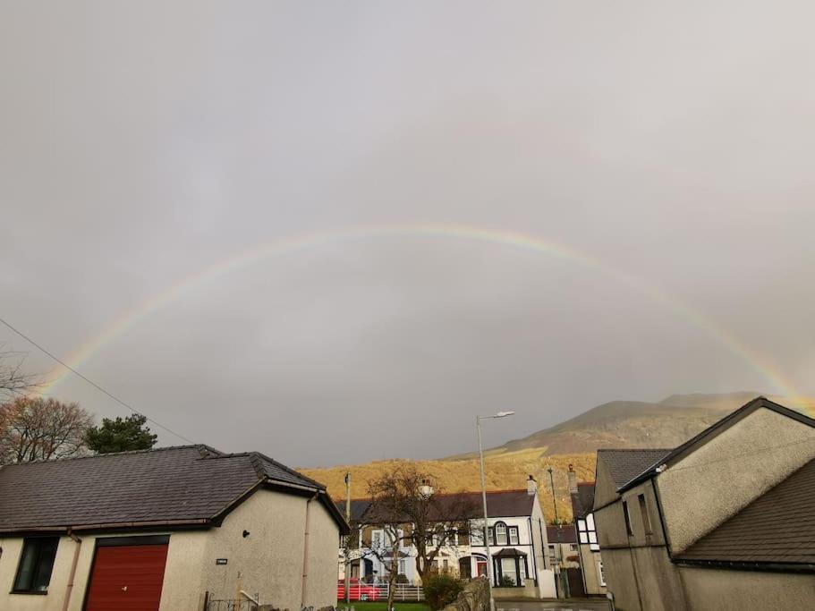 Perfect For Snowdon. Groups, Families+Dogs Welcome Llanberis Buitenkant foto